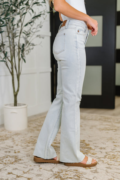 Alyse Mid Rise Destroy & Fray Hem Judy Blue  Bootcut