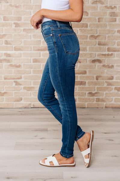 Daphne High Rise Skinny Judy Blue Jeans