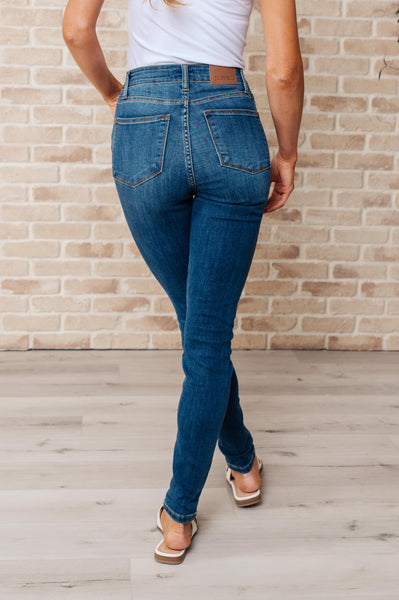 Daphne High Rise Skinny Judy Blue Jeans