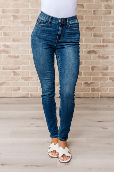 Daphne High Rise Skinny Judy Blue Jeans