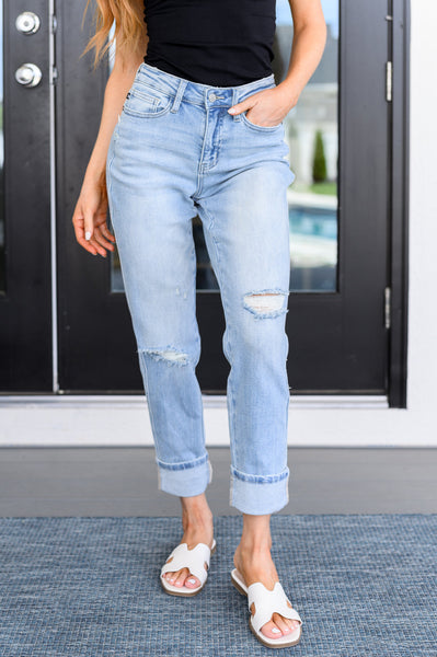 Sam Mid Rise Star Pocket Judy Blue Boyfriend Jeans