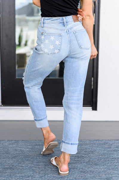 Sam Mid Rise Star Pocket Judy Blue Boyfriend Jeans