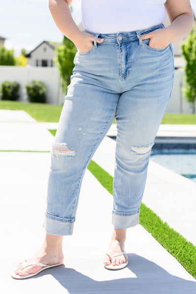 Sam Mid Rise Star Pocket Judy Blue Boyfriend Jeans