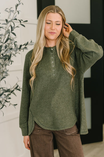 Urban Flux Scooped Hi-Low Long Pullover in Olive